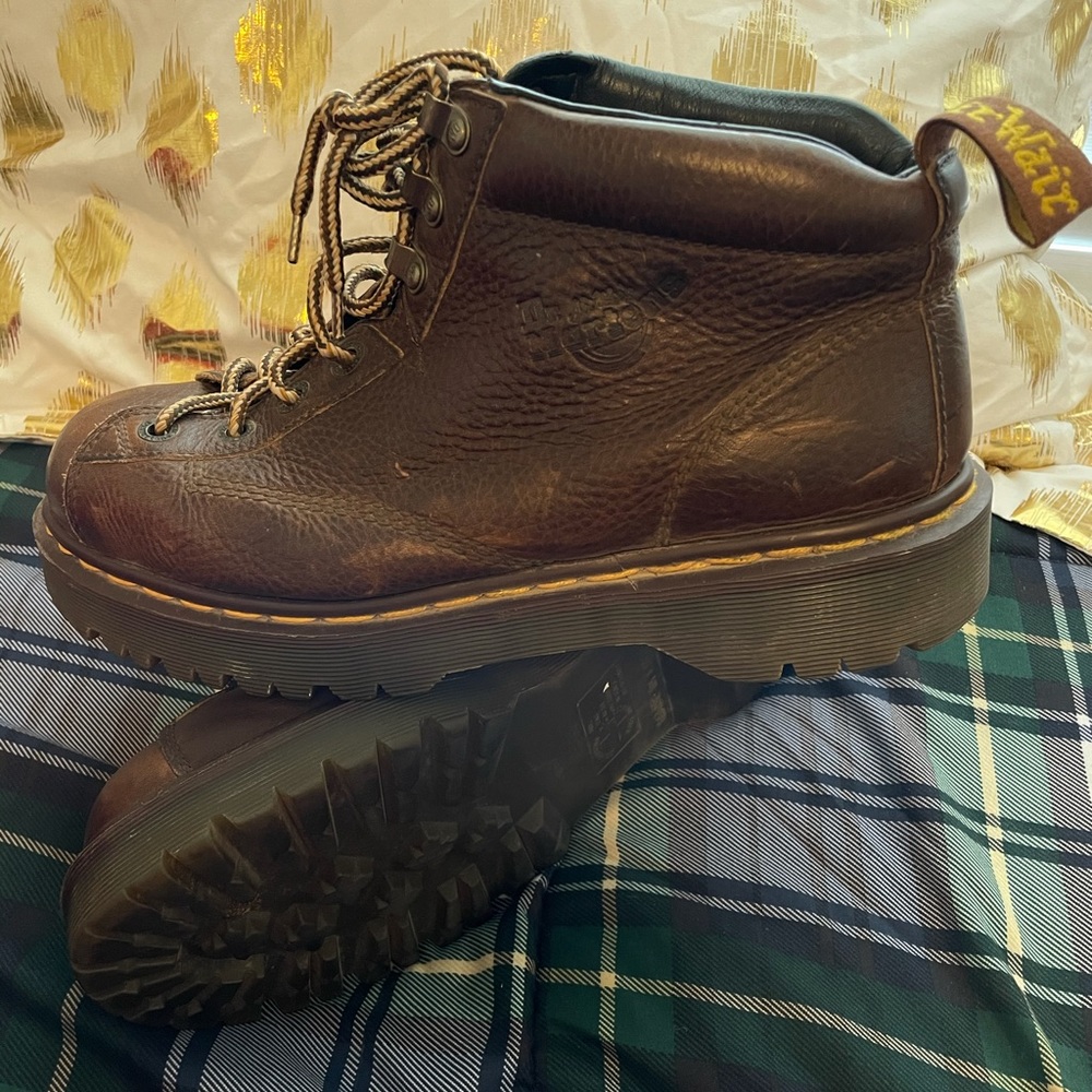 Vintage dr martens Y2K original8287 Made in England Chunky platform ankle boots